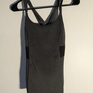 Aurum Women's Gray Strappy‎ Top S